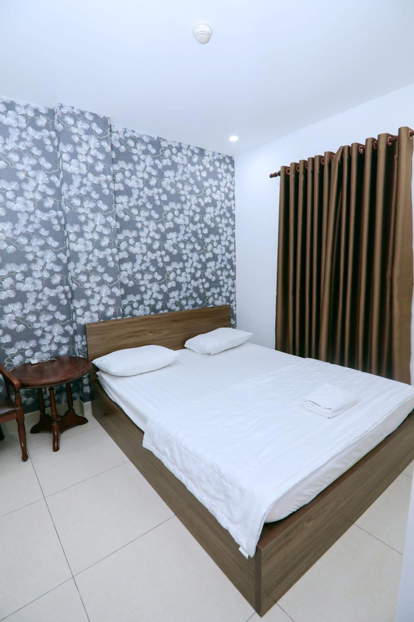 Khach San Sao Mai Xanh - Sao Mai Xanh Hotel Ho Chi Minh City Exterior photo