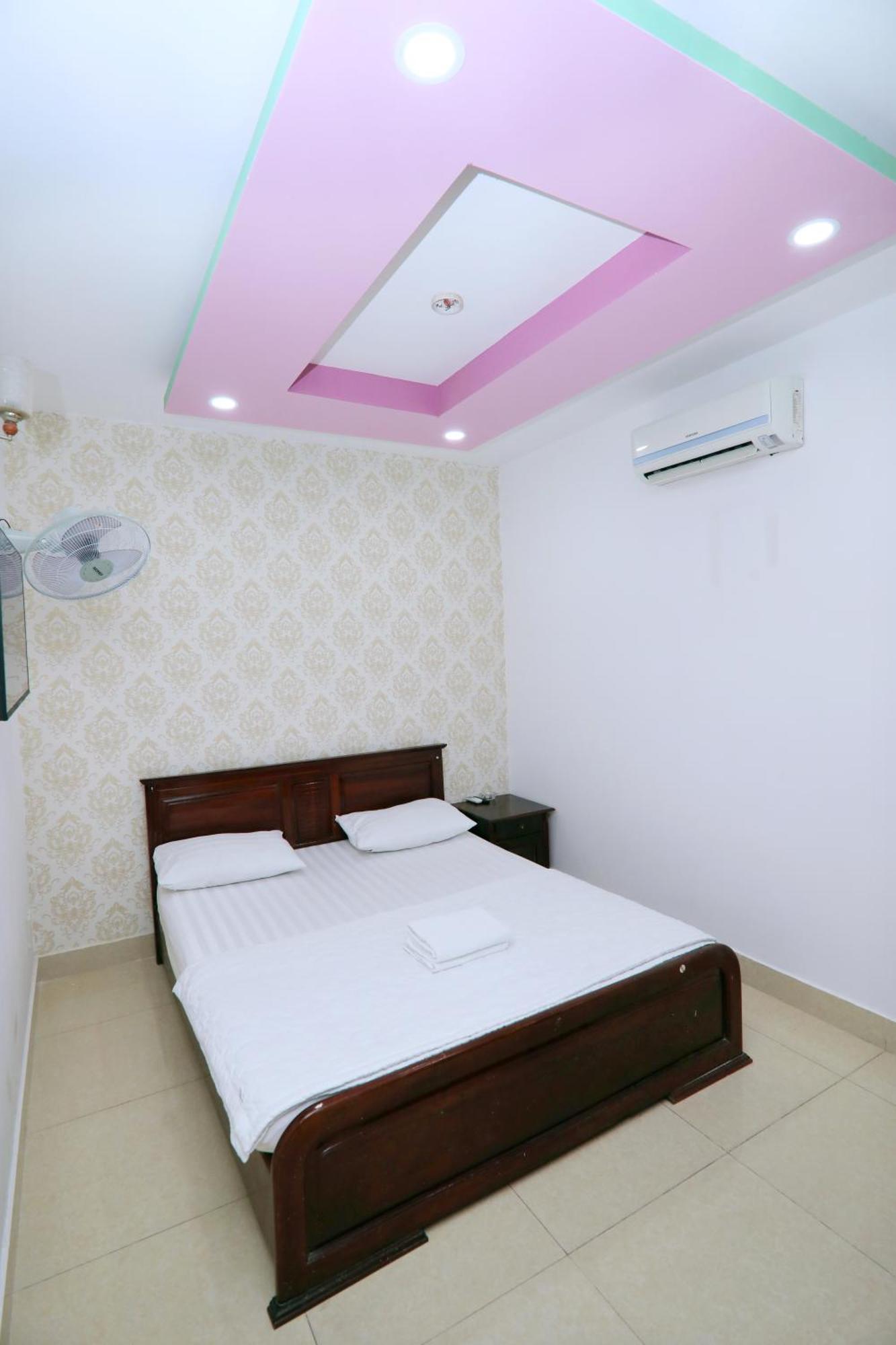 Khach San Sao Mai Xanh - Sao Mai Xanh Hotel Ho Chi Minh City Exterior photo